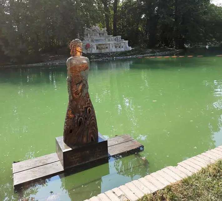 Allestimento mostra di Water Art GLORIS D'AMORE 2021 PARCO DUCALE PARMA