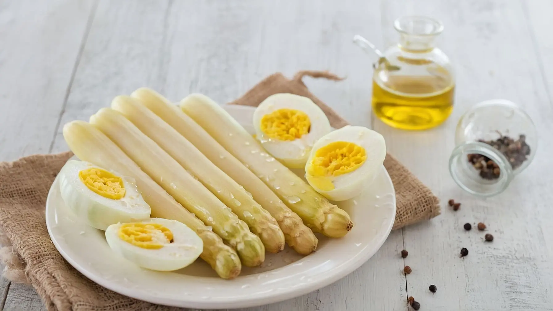 Cucina stagionale benessere primavera: scopri come gli alimenti di stagione possono influenzare positivamente la tua salute e il benessere