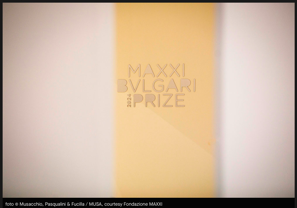 Il Museo MAXXI di Roma ospita la mostra MAXXI BVLGARI PRIZE 2024. Mostra dei tre finalisti, fino al 2 marzo 2025