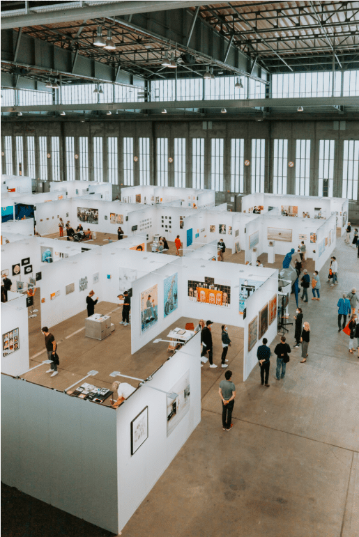 I Flughafen Tempelhof Hangar 6 e 7 di Berlino ospiteranno la POSITIONS Berlin Art Fair XI edizione, dal 12 al 15 settembre